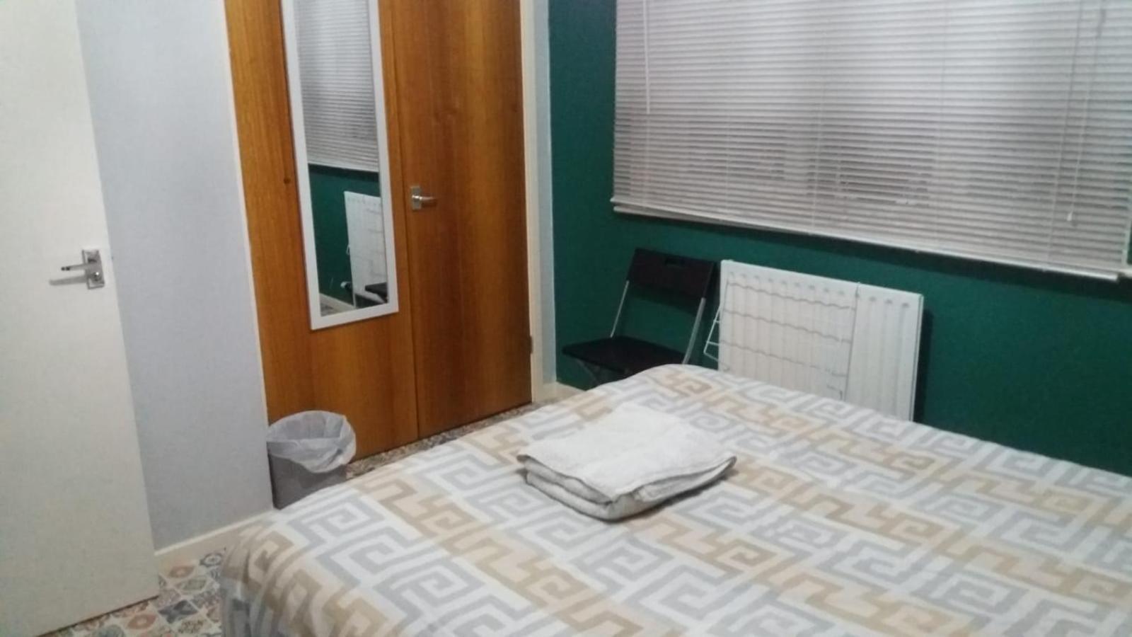 Spacious Double Room Located Within Walking Distance To Seaside And Town Dover Esterno foto